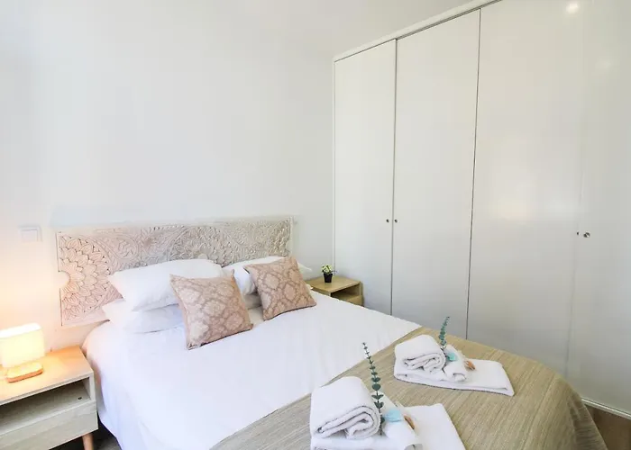 Heroismo Cosy Loft Apartman *